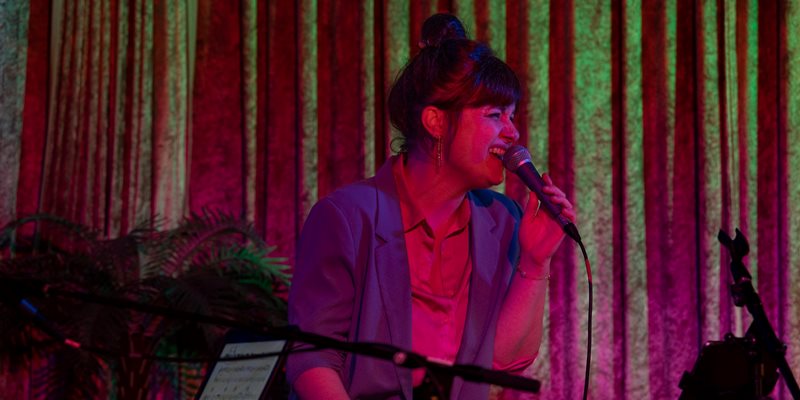 Fe-niks presenteert Blue Velvet